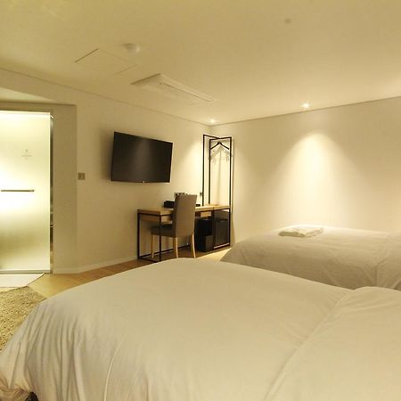 Hotel Londoner Hwamyeong Busan Dış mekan fotoğraf