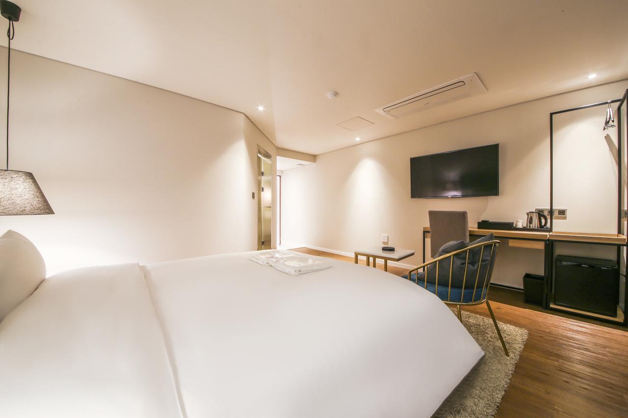 Hotel Londoner Hwamyeong Busan Dış mekan fotoğraf
