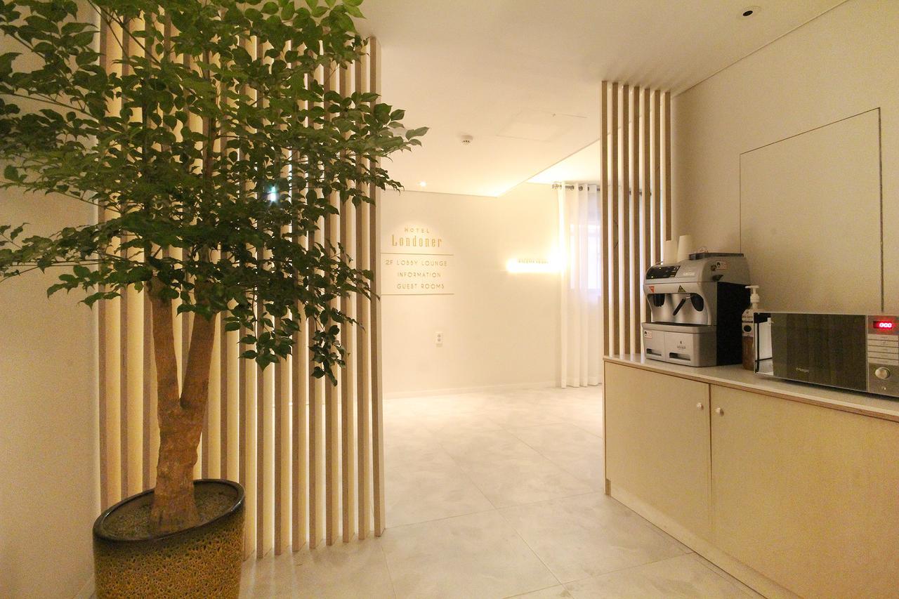 Hotel Londoner Hwamyeong Busan Dış mekan fotoğraf