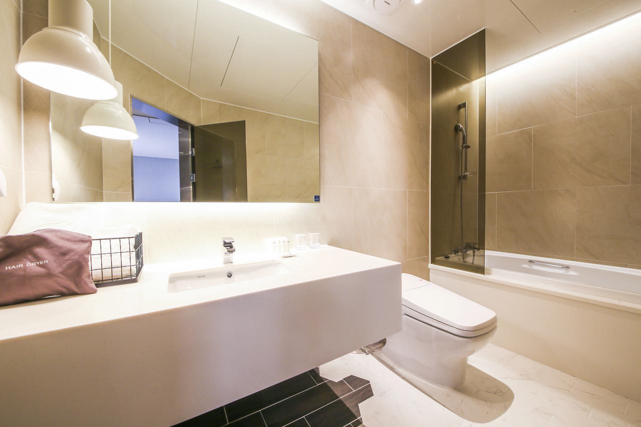 Hotel Londoner Hwamyeong Busan Dış mekan fotoğraf