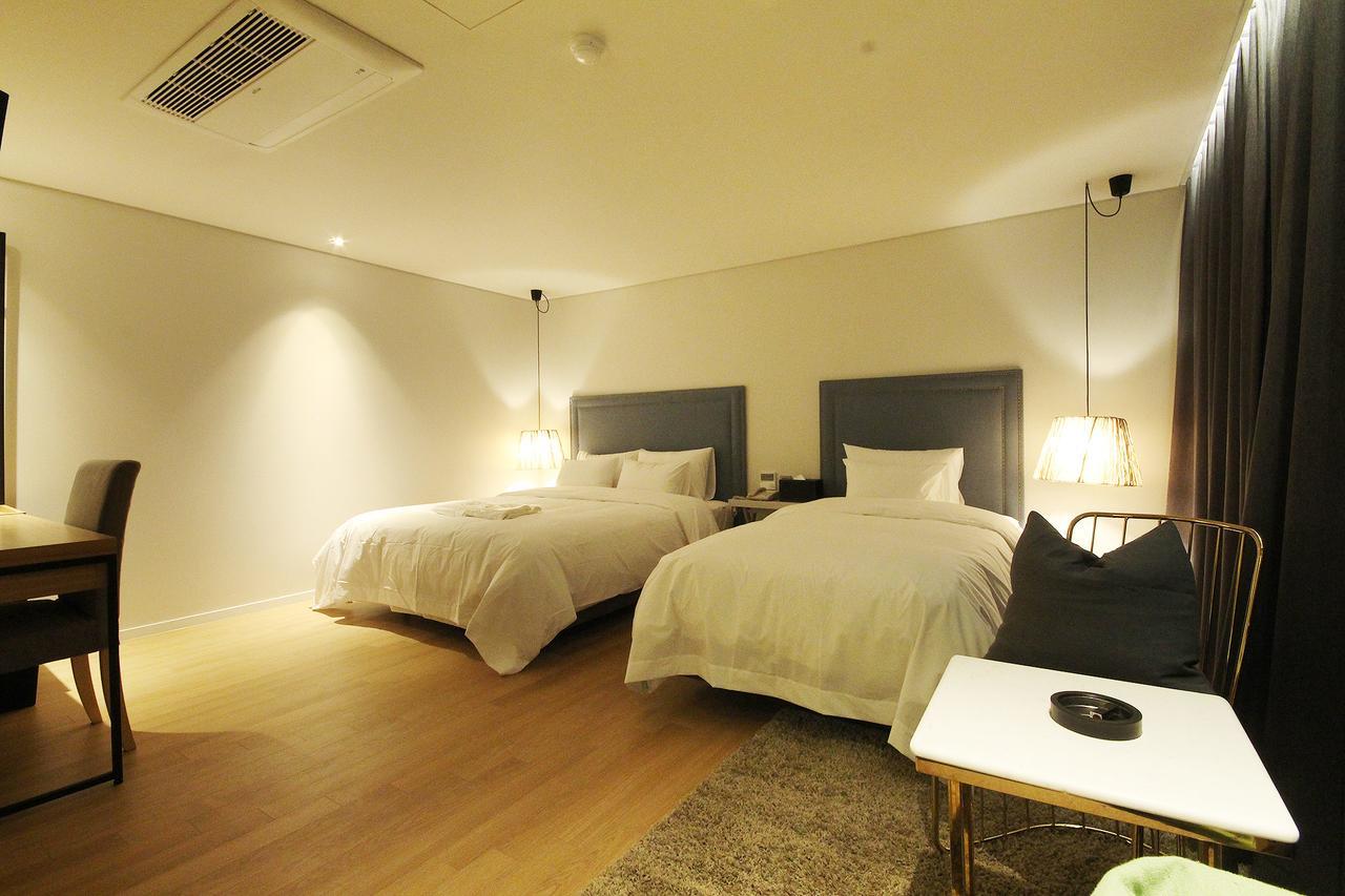 Hotel Londoner Hwamyeong Busan Dış mekan fotoğraf