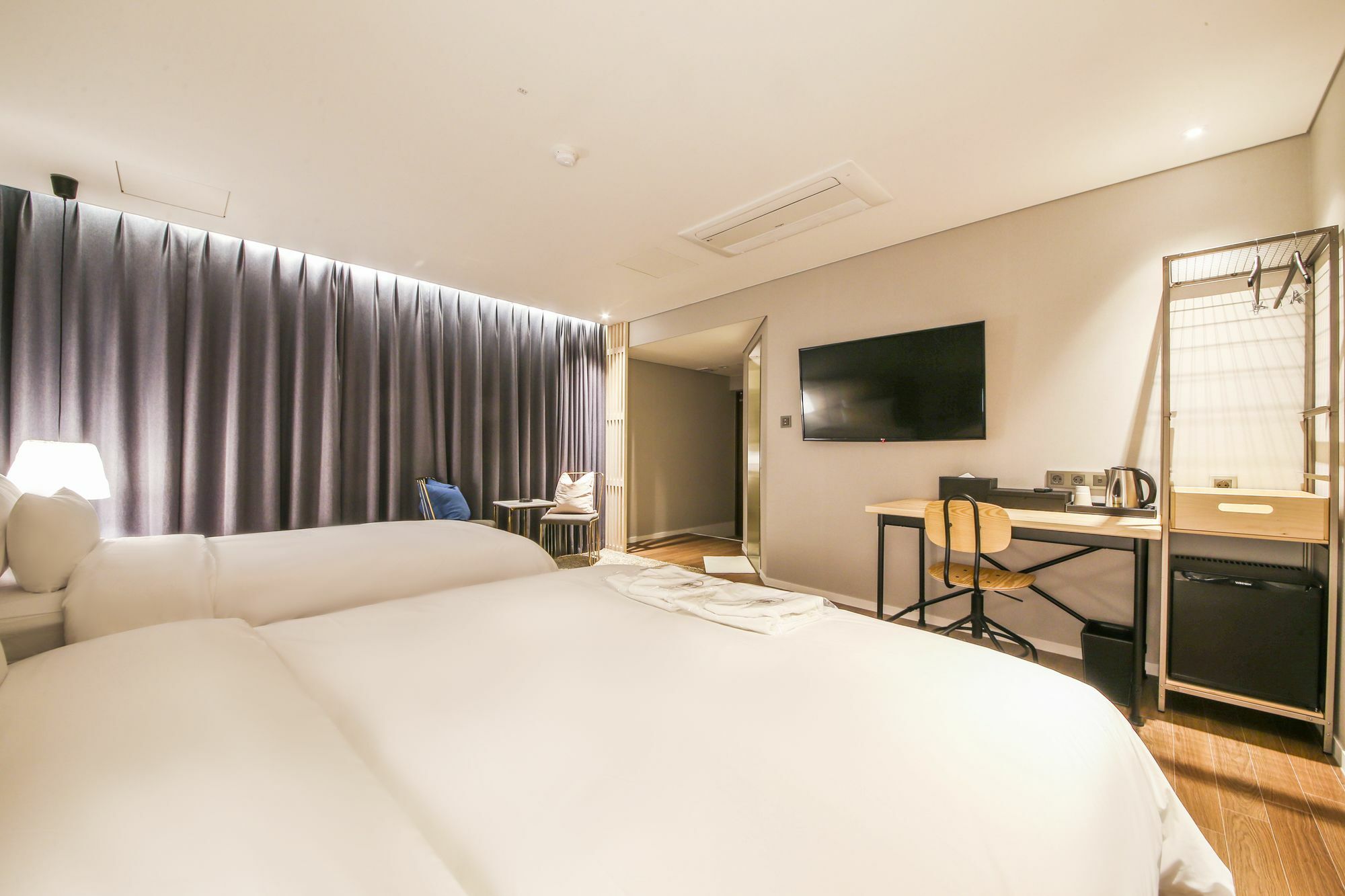 Hotel Londoner Hwamyeong Busan Dış mekan fotoğraf