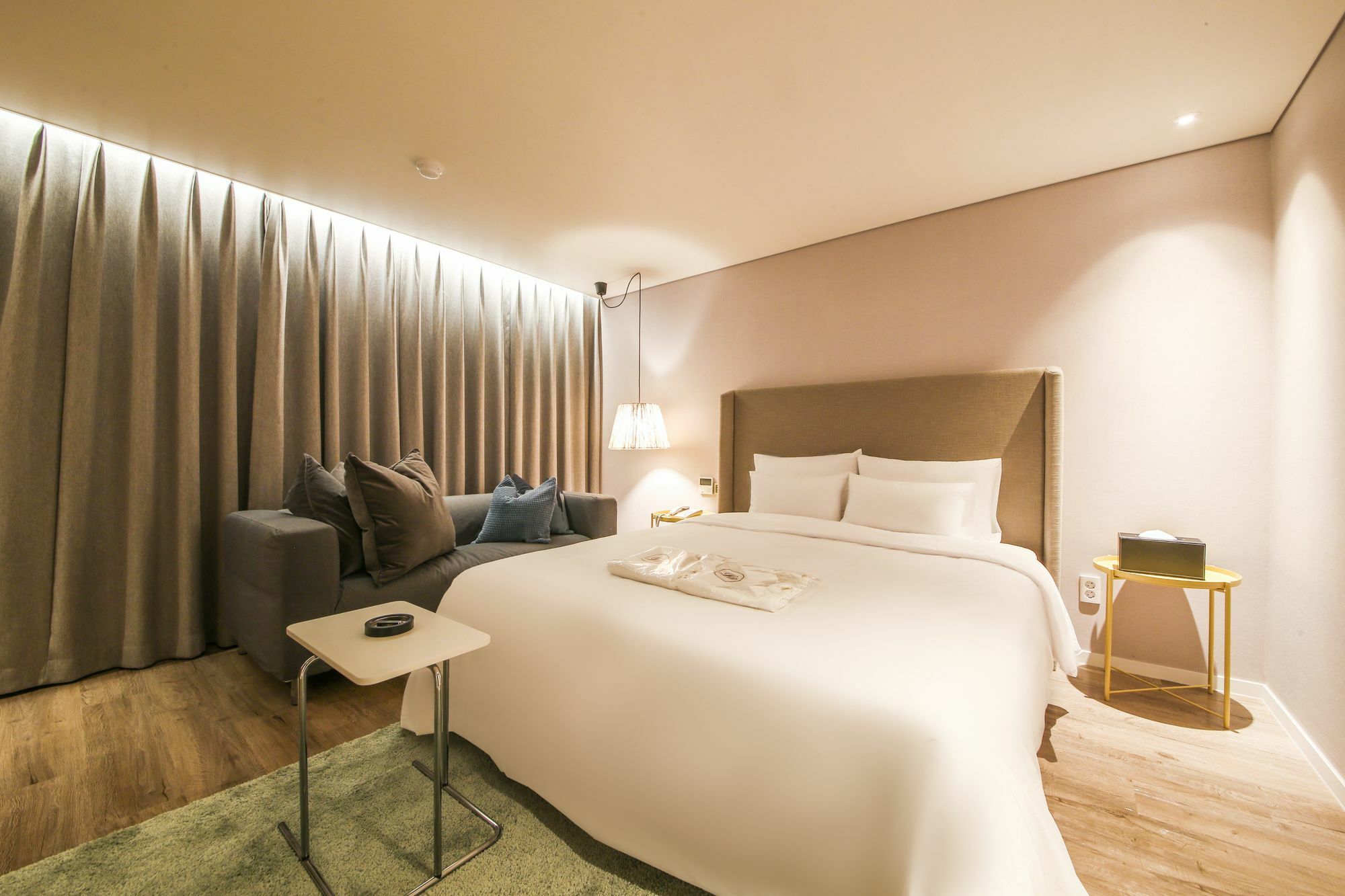 Hotel Londoner Hwamyeong Busan Dış mekan fotoğraf